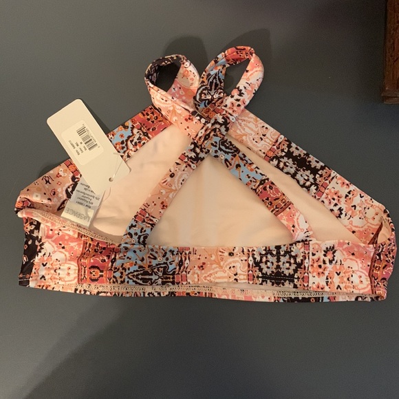 L space size medium bikini top - Picture 2 of 2
